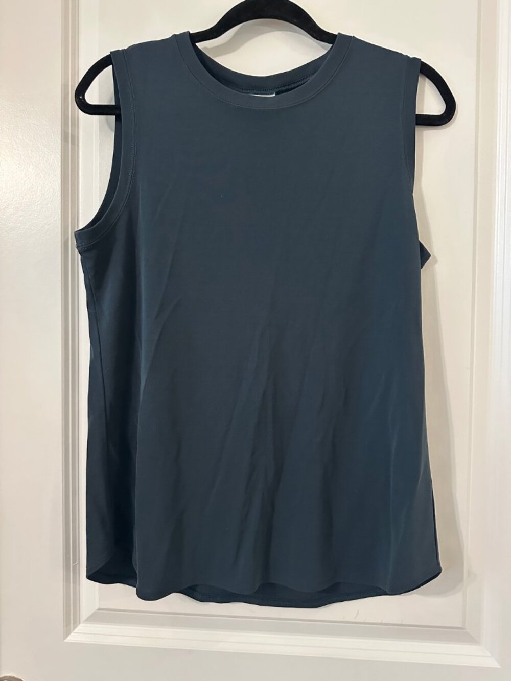 DKNY Dark Green Sleeveless Tank Top — Large